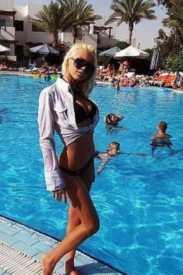 Фотография номер 3 - Развратницы, 41 год