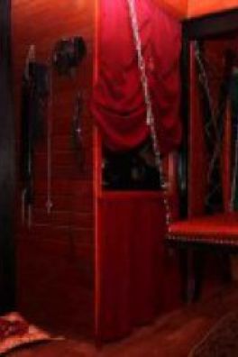 Фотография номер 4 - Красотки, 20 лет